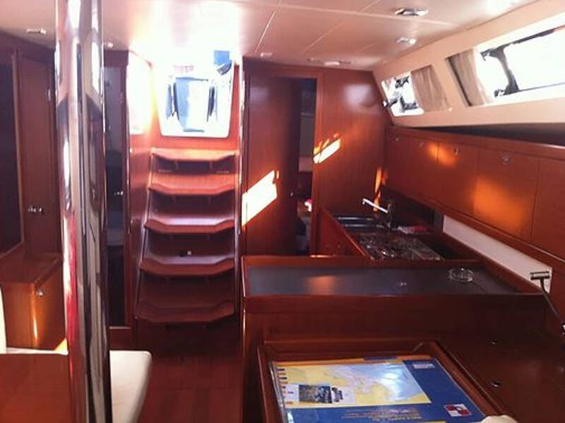 Oceanis 41 Slunicko