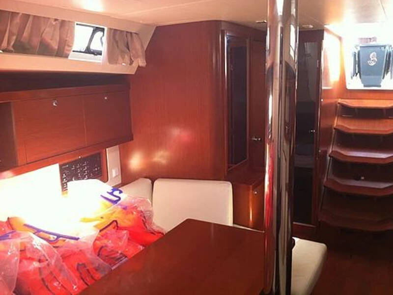 Oceanis 41 Slunicko