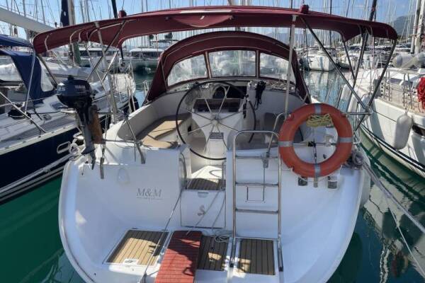 Oceanis 411 Celebration • M&M
