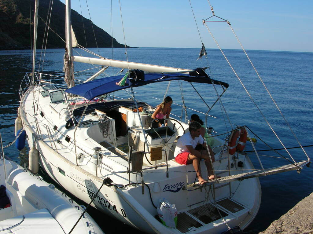 Oceanis 411 Clipper Phenicusa Magic