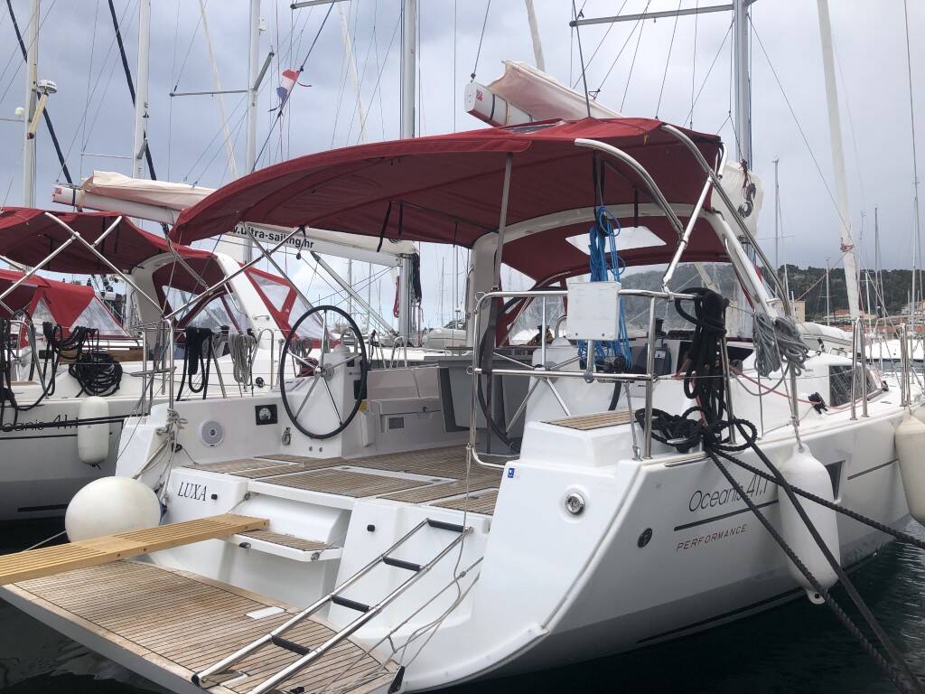 Oceanis 41.1 performance LUXA