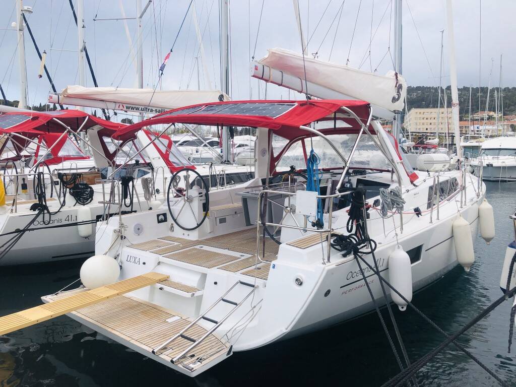 Oceanis 41.1 performance LUXA