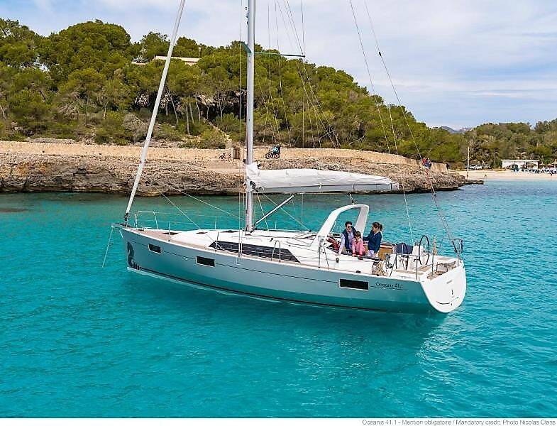 Oceanis 41.1 JINTY BINTY 