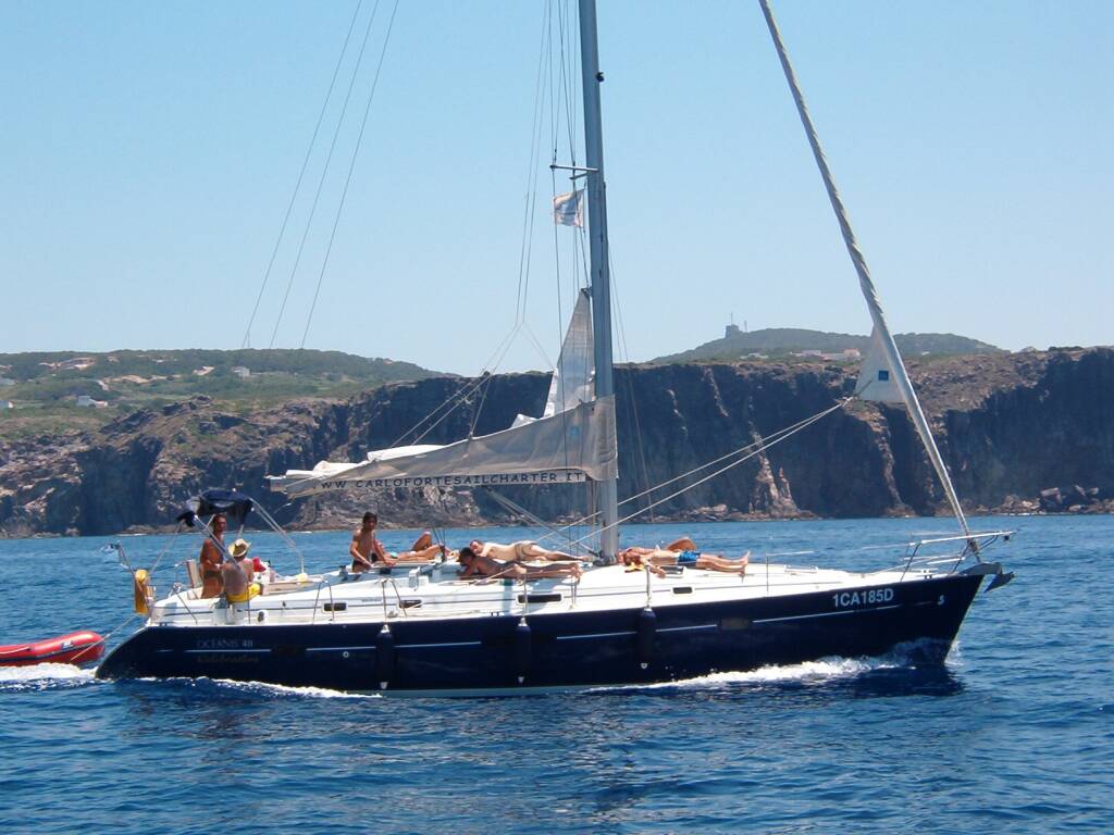 Oceanis 411 • Almak