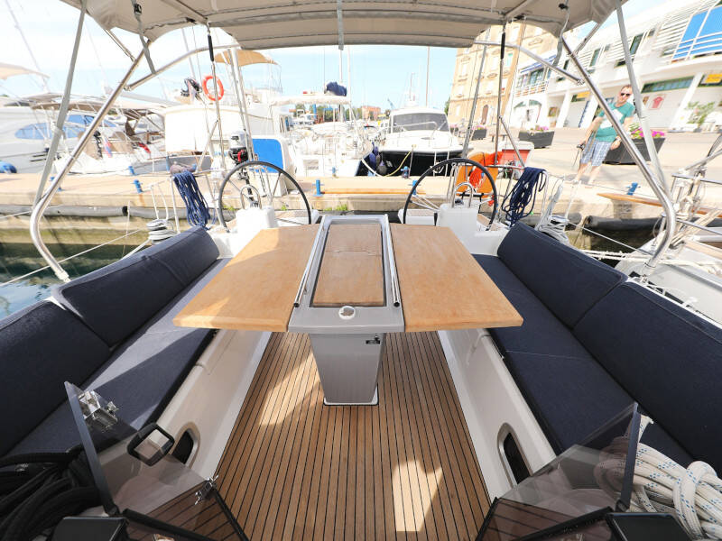 Oceanis 41.1 SEVEN 
