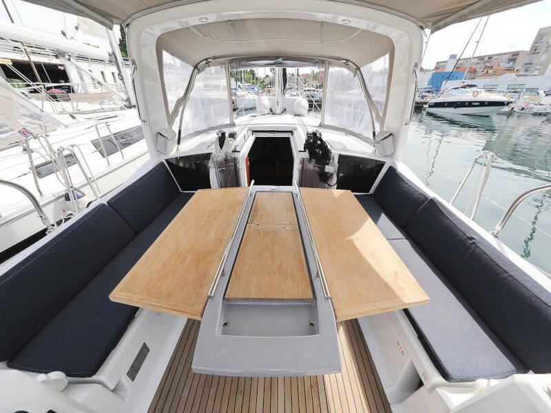 Oceanis 41.1 SEVEN 