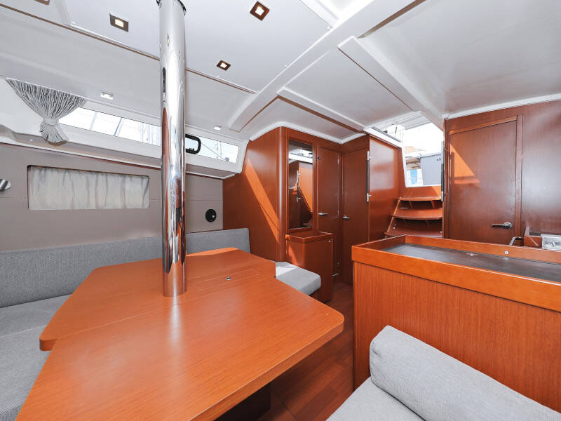 Oceanis 41.1 SEVEN 