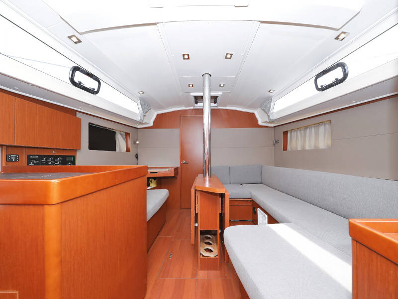 Oceanis 41.1 SEVEN 