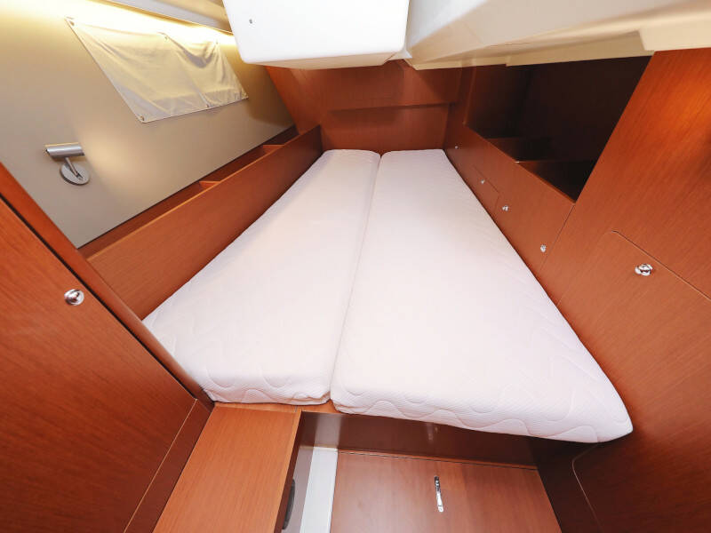 Oceanis 41.1 SEVEN 