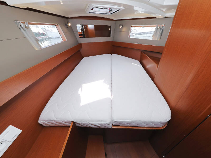 Oceanis 41.1 SEVEN 