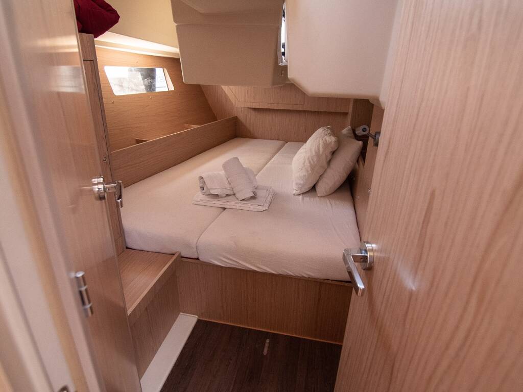 Oceanis 41.1 KOSTIS "Sails 2025"