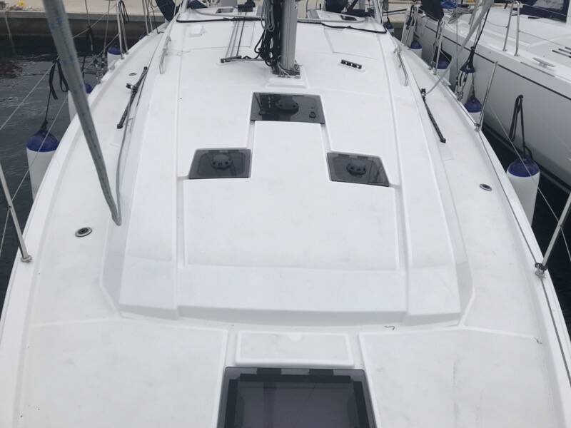 Oceanis 41.1 Agena