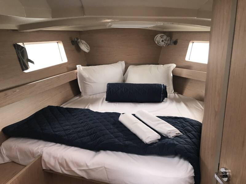 Oceanis 41.1 Agena