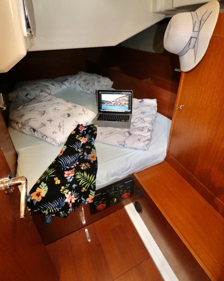 Oceanis 41.1 MALA NEVINA