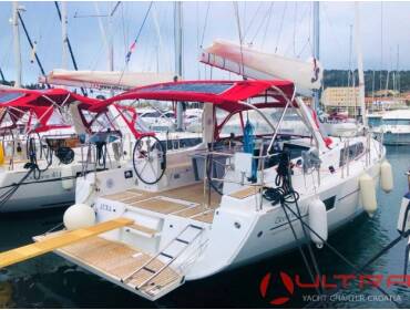 Oceanis 41.1 • LUXA