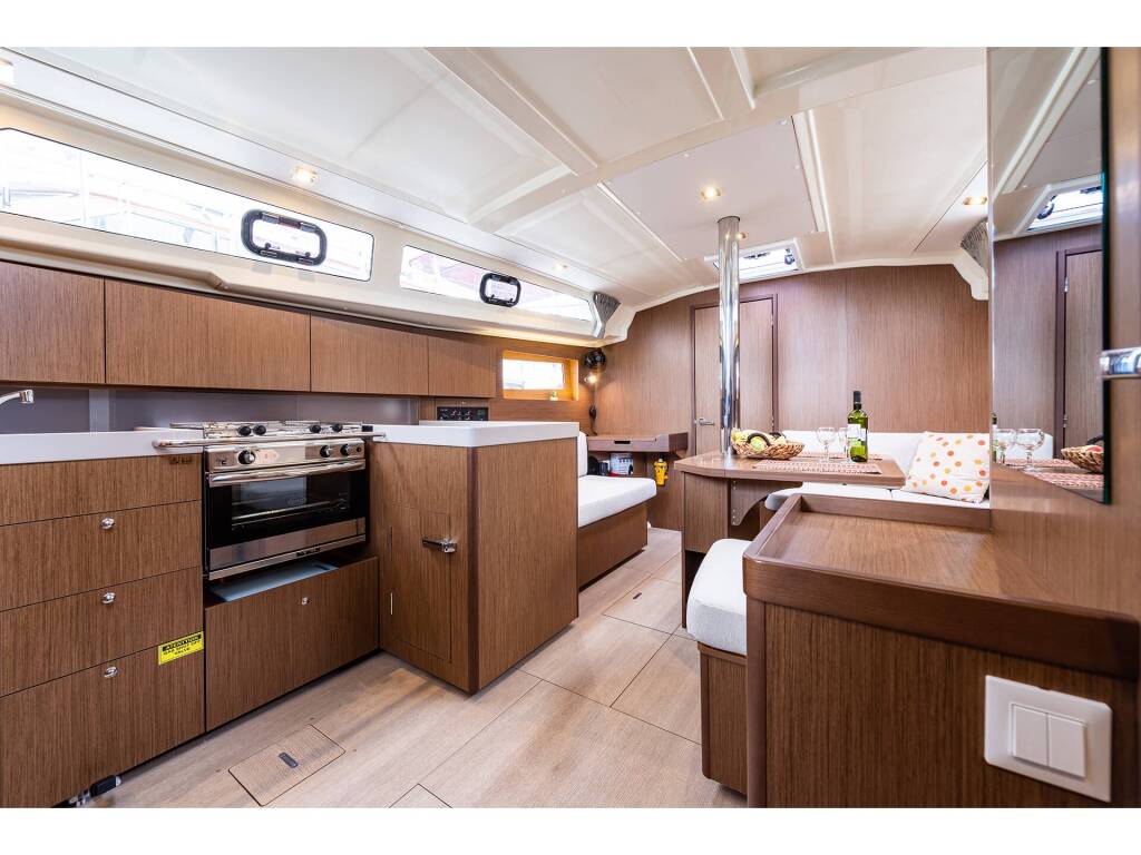 Oceanis 41.1 Elena