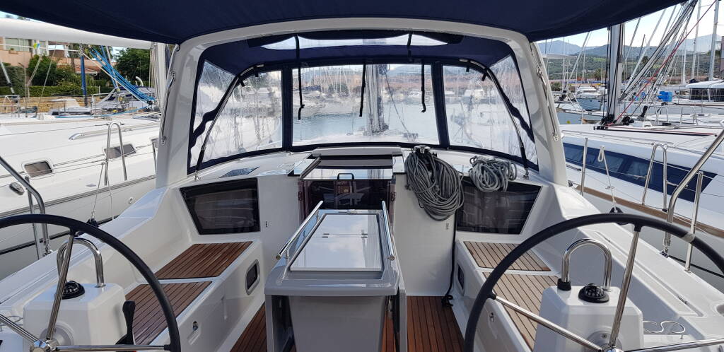 Oceanis 41.1 Senza Frontiere