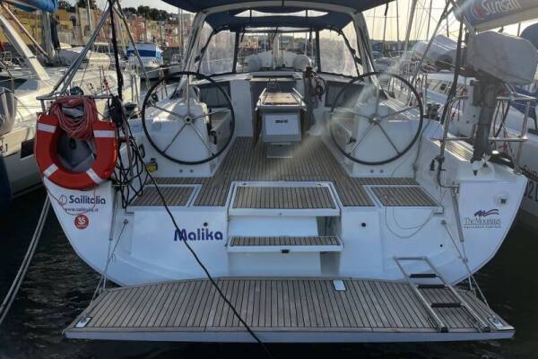 Oceanis 41.1 • Malika