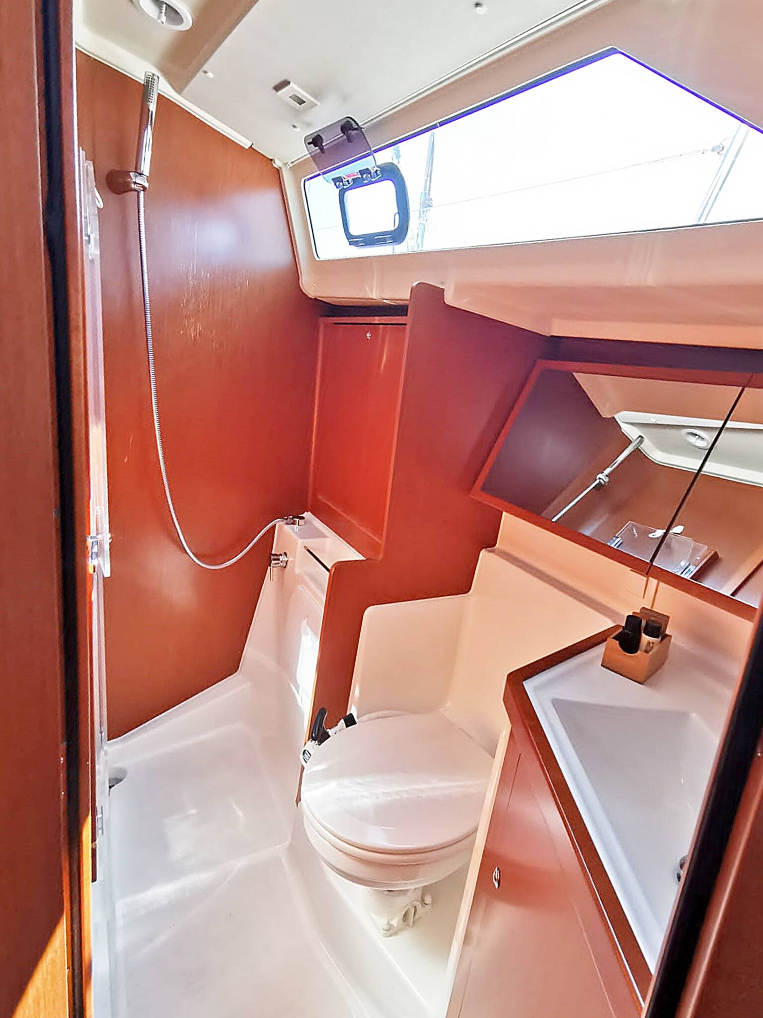 Oceanis 41.1 Office 2