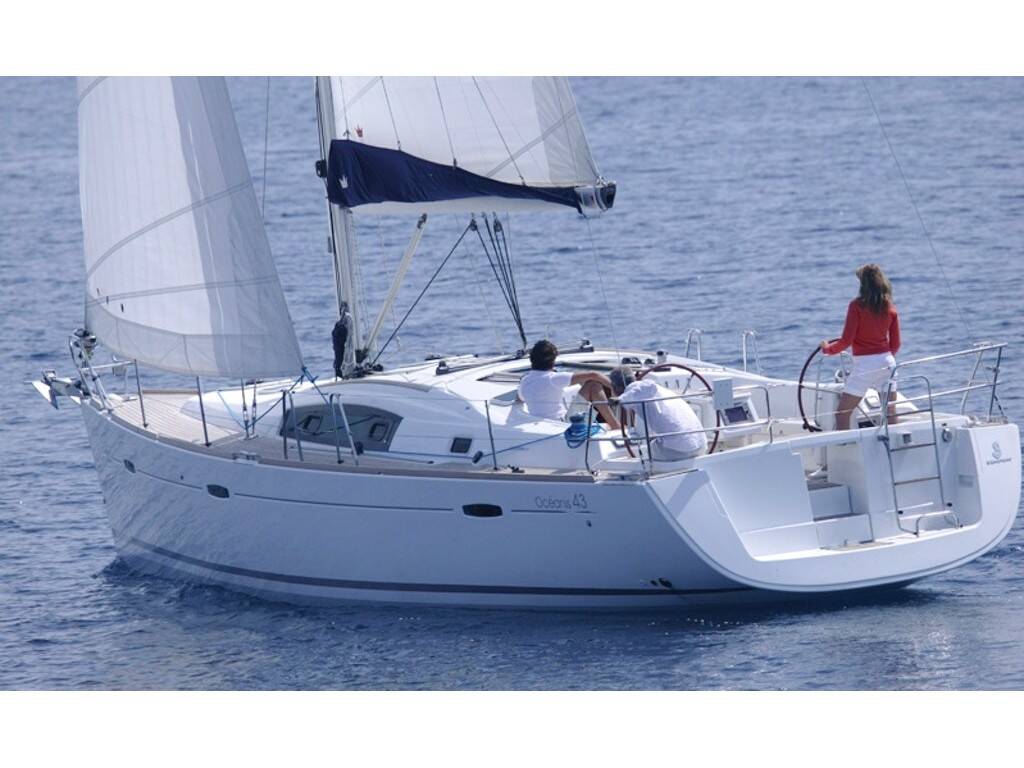 Oceanis 43  • Konstantinos