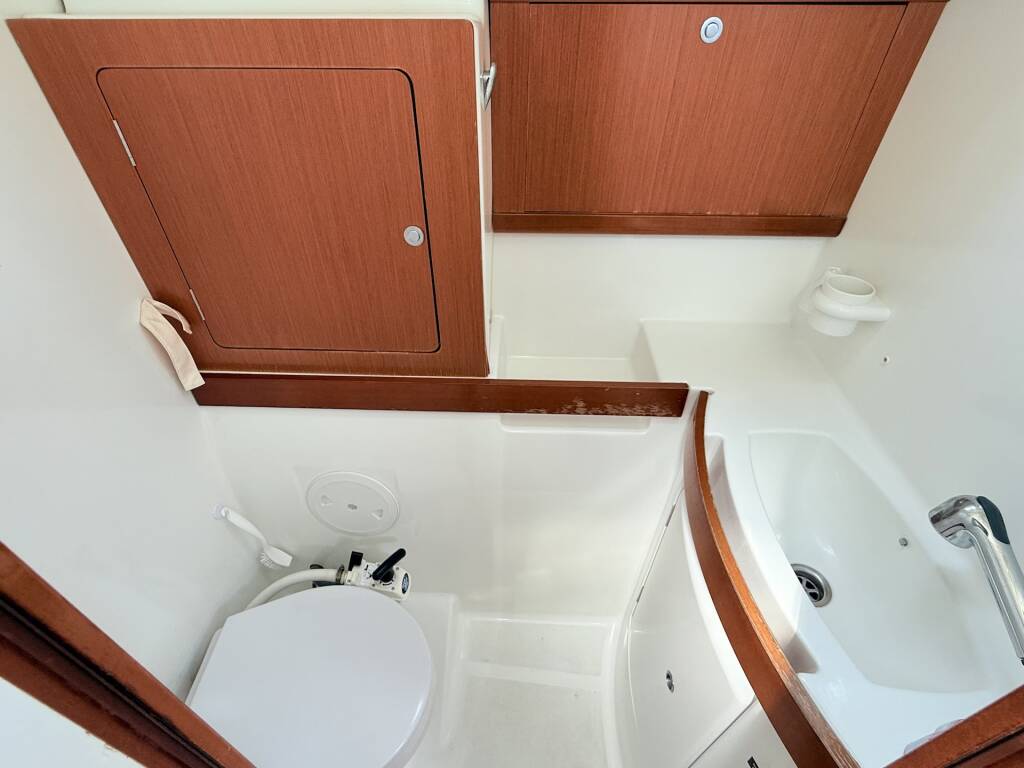 Oceanis 43 Blue Star II