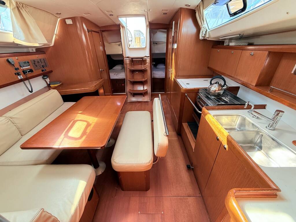 Oceanis 43 Blue Star II