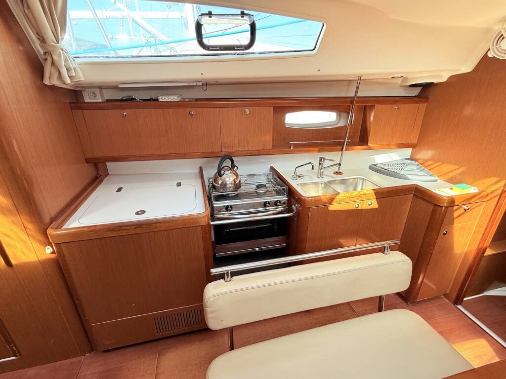Oceanis 43 Blue Star II