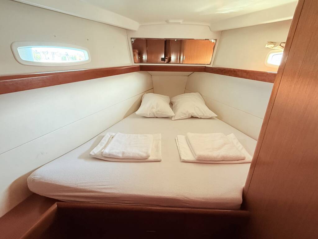 Oceanis 43 Blue Star II