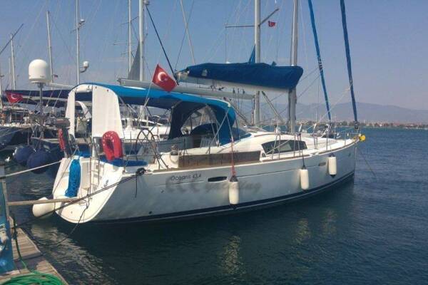 Oceanis 43.4 • Filadelfo