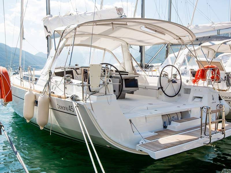 Oceanis 45, 3 cabins Rumba