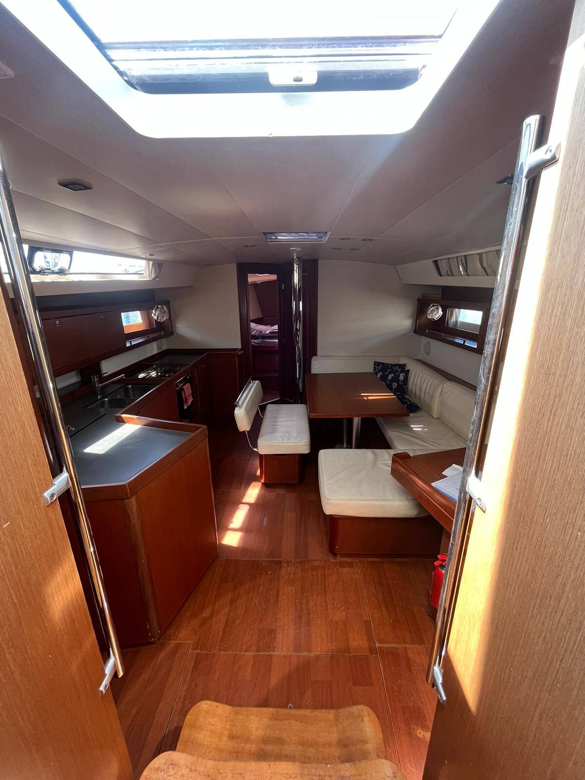 Oceanis 45 4 cabins ADA 3