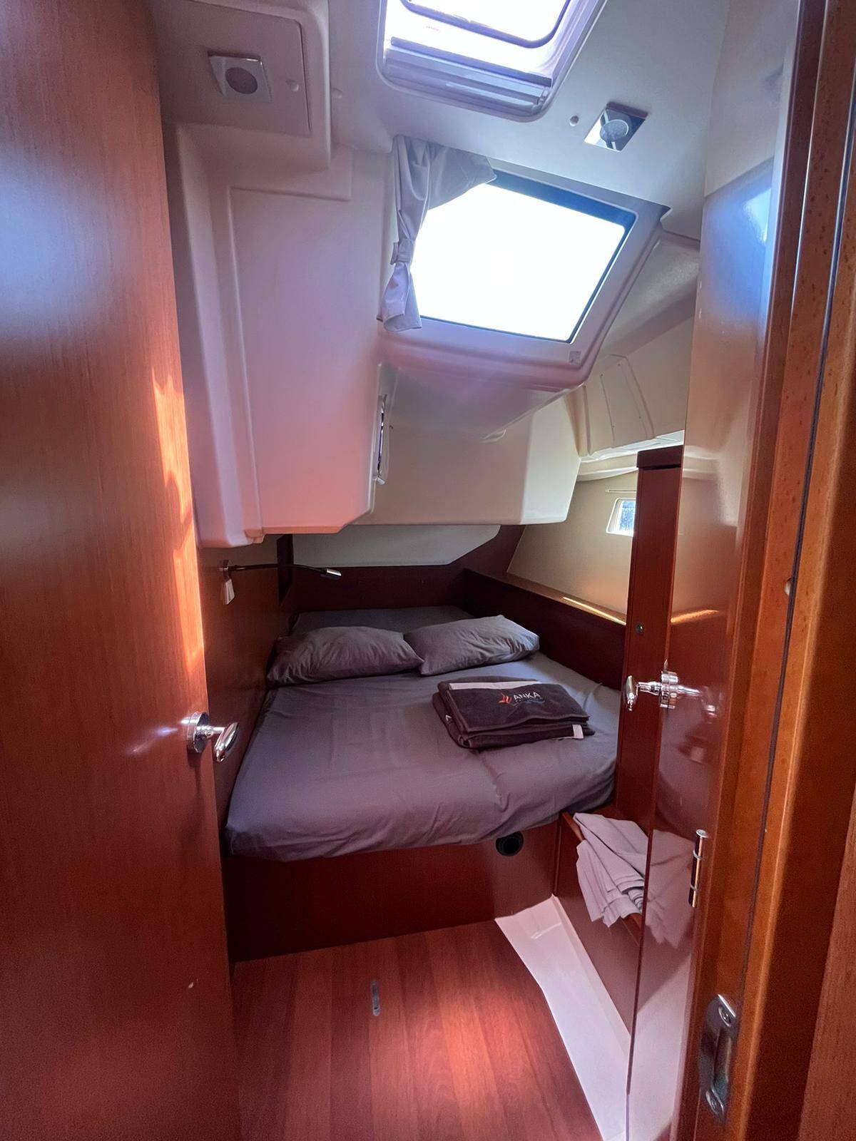 Oceanis 45 4 cabins ADA 3