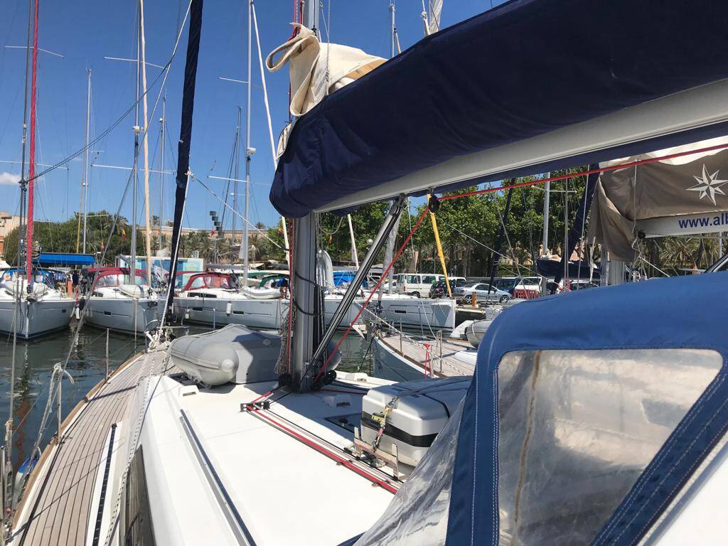 Oceanis 45-4 Alboran Gin Tonic (Majorca)