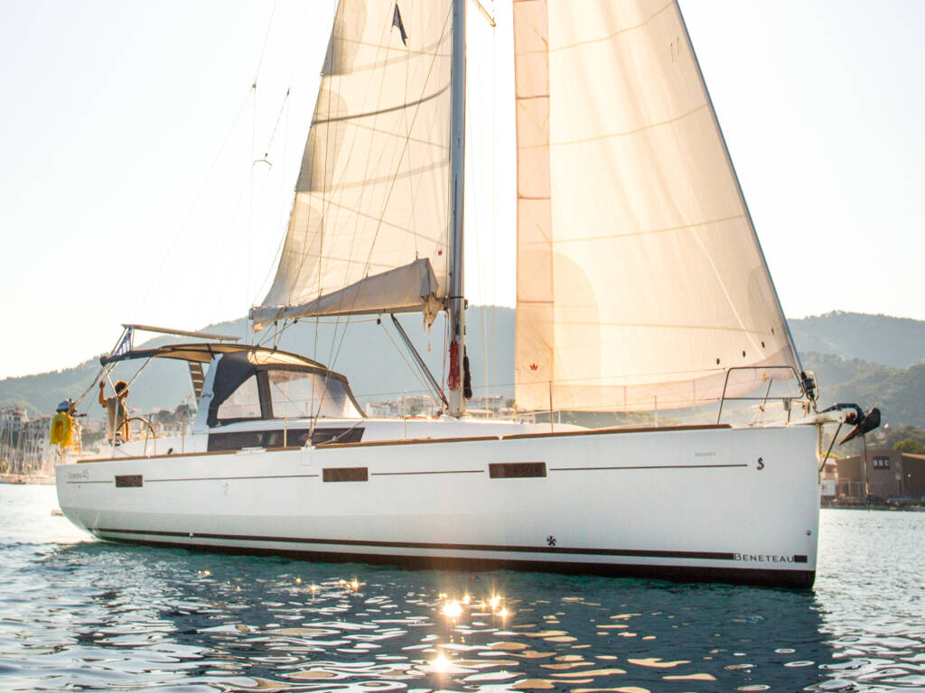 Oceanis 45 • DAEDALUS
