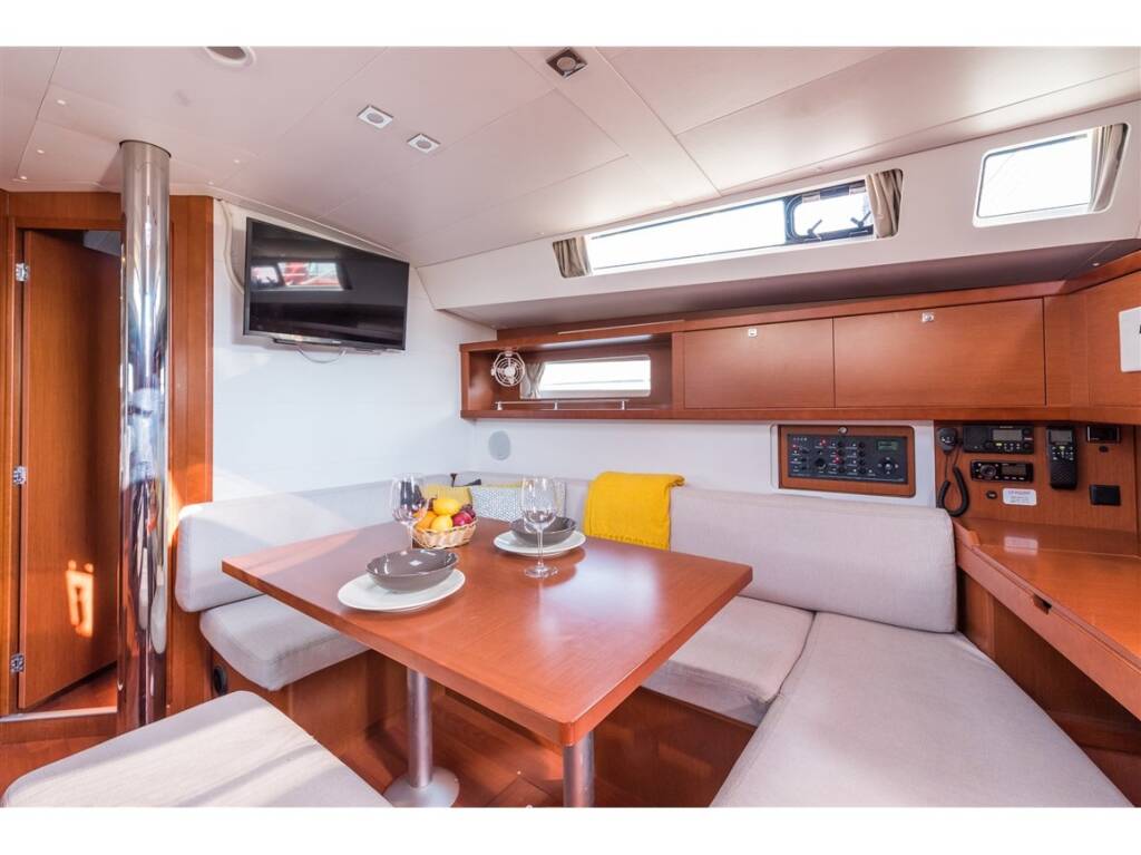 Oceanis 45 PARIJA