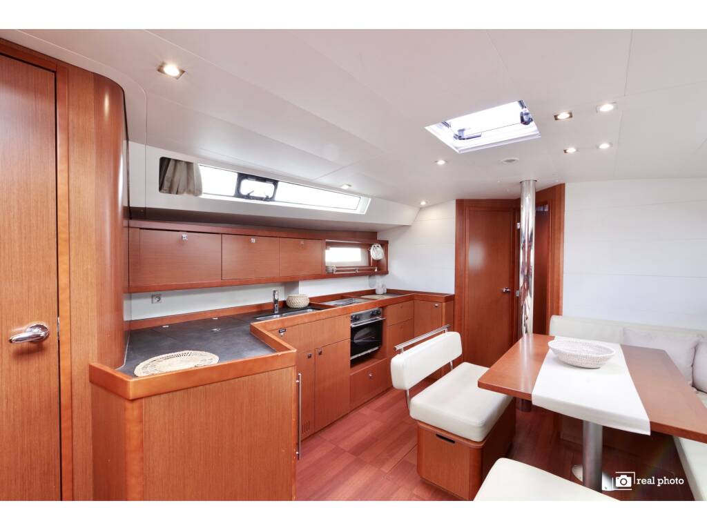 Oceanis 45 Gaia - Solar Panel