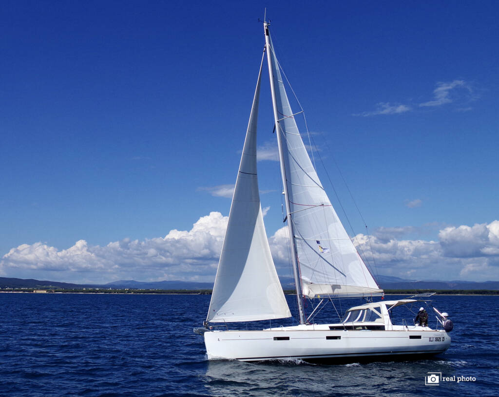 Oceanis 45 Gaia - Solar Panel