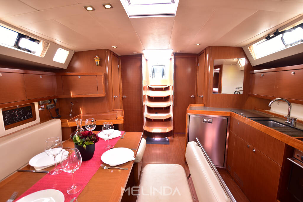 Oceanis 45 Melinda (Pax 10)