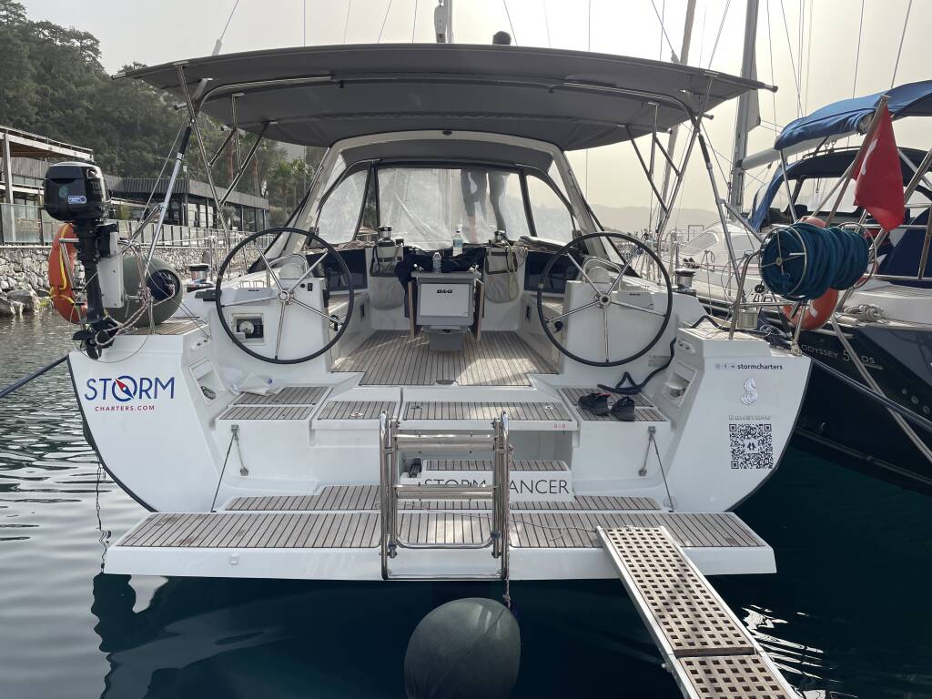 Oceanis 45 • Storm Dancer 1