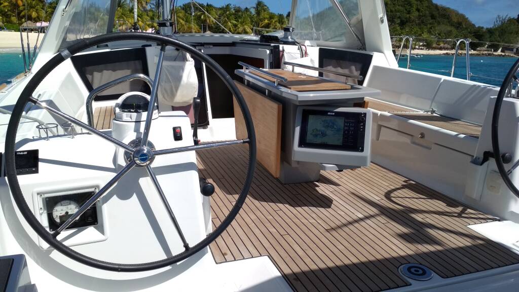 Oceanis 45 Dark Horse