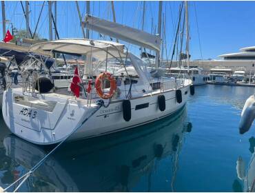 Oceanis 45 • ADA 3