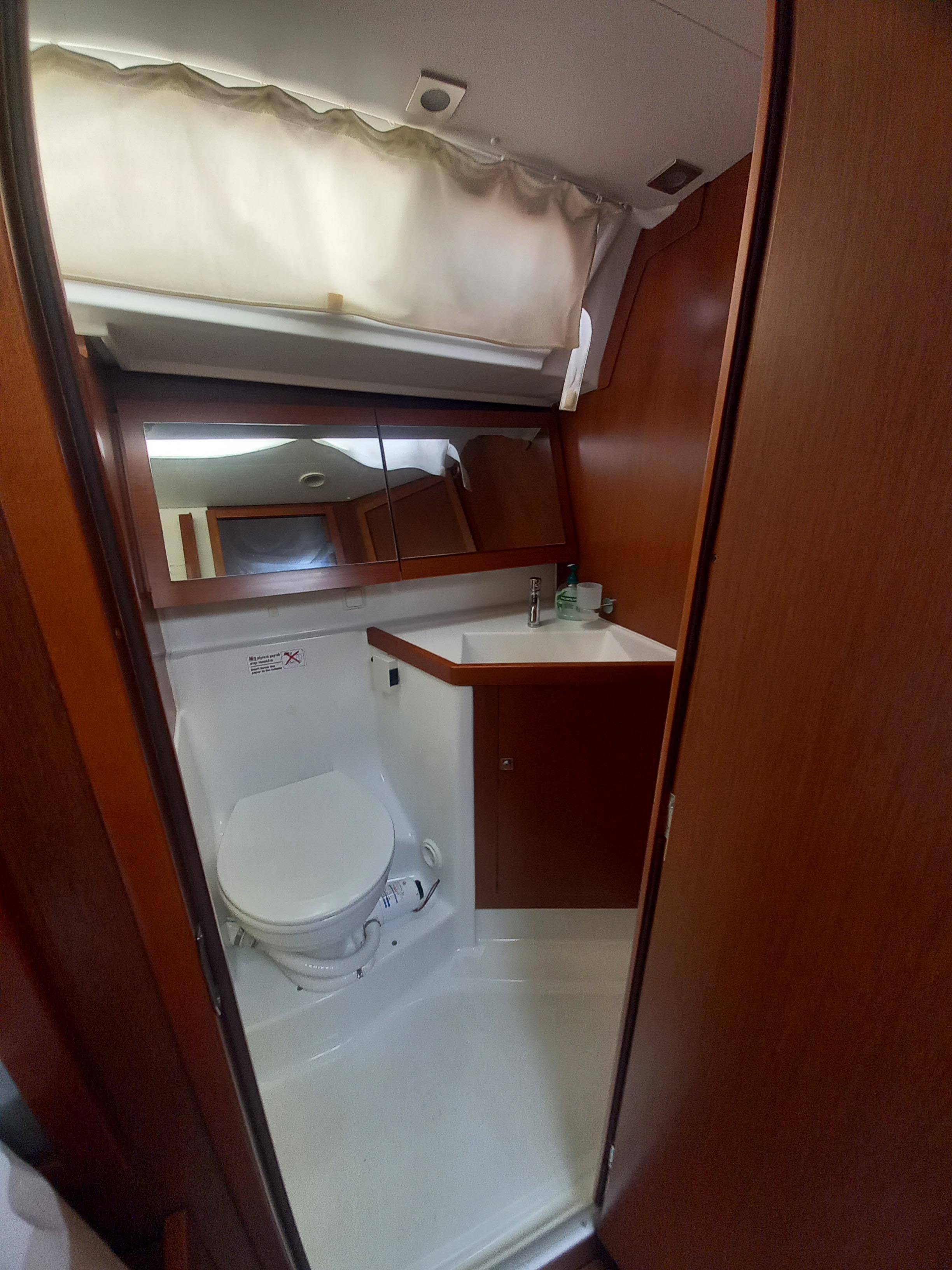 Oceanis 45 Familia L