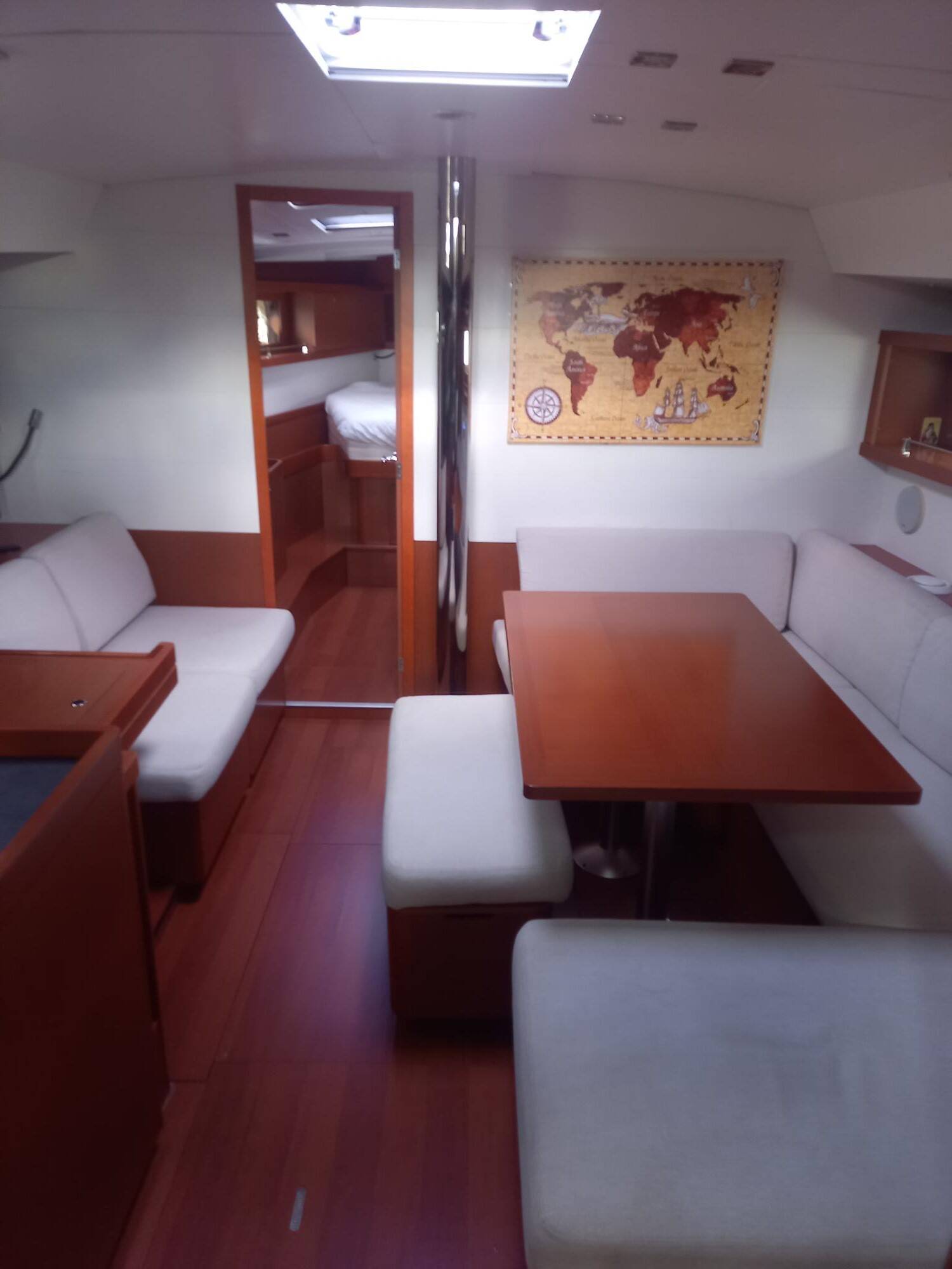 Oceanis 45 Familia L