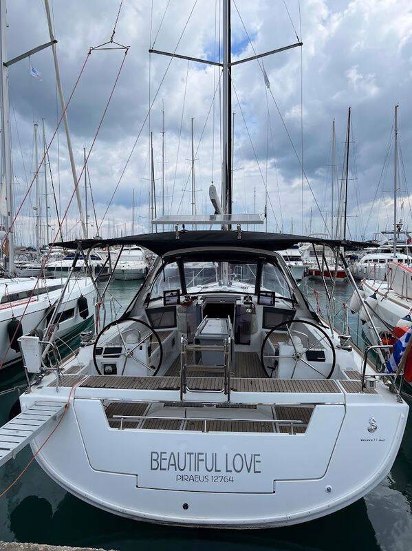 Oceanis 45 Beautiful love