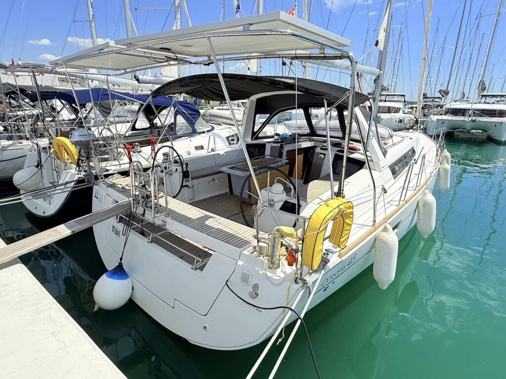 Oceanis 45 Viki