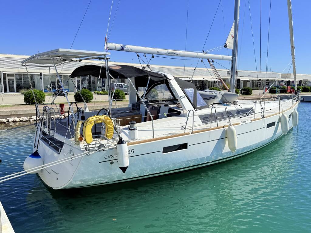 Oceanis 45 Viki