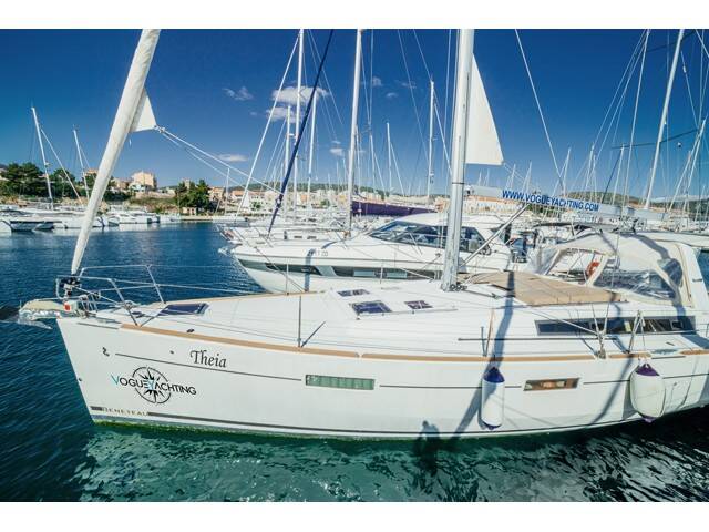 Oceanis 45 • THEIA