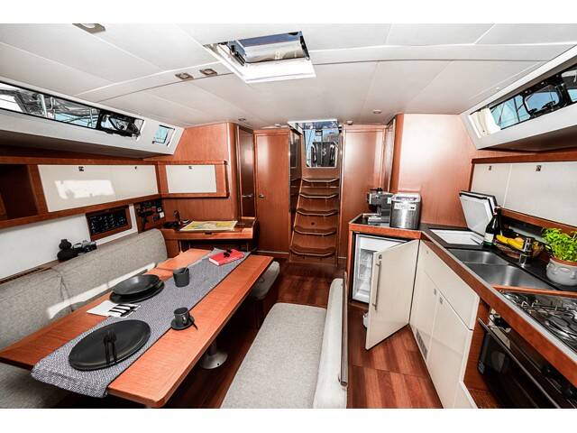 Oceanis 45 THEIA