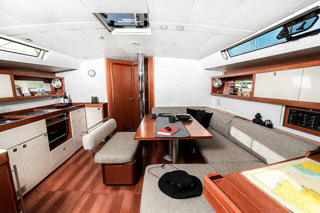 Oceanis 45 THEIA