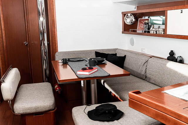 Oceanis 45 THEIA